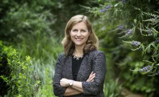 Headshot of Elizabeth Magill